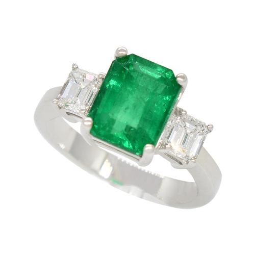 Emerald Collection | Emerald Necklaces | Queen Emerald